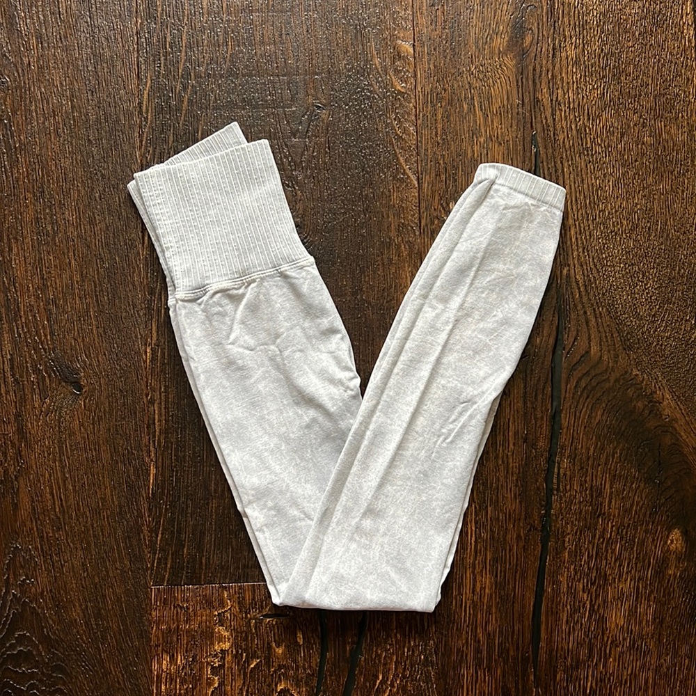 NWOT Free People Movement High-Rise 7/8 Length Good Karma Leggings - Picture 3 of 8